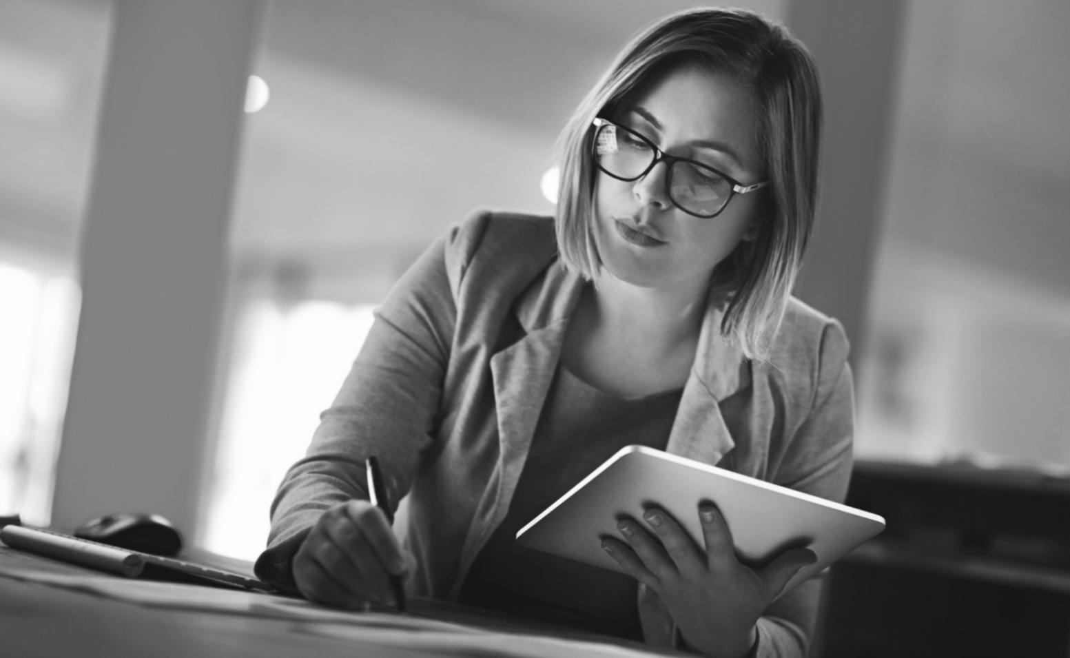 Colección de perfumes premium y asesoría de fragancias